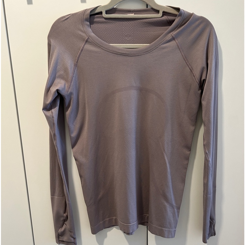 Lululemon long sleeve shirt